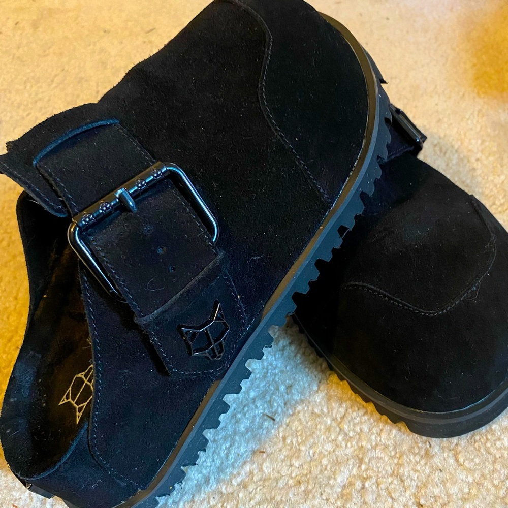 Naked Wolfe platform clog size 8.5